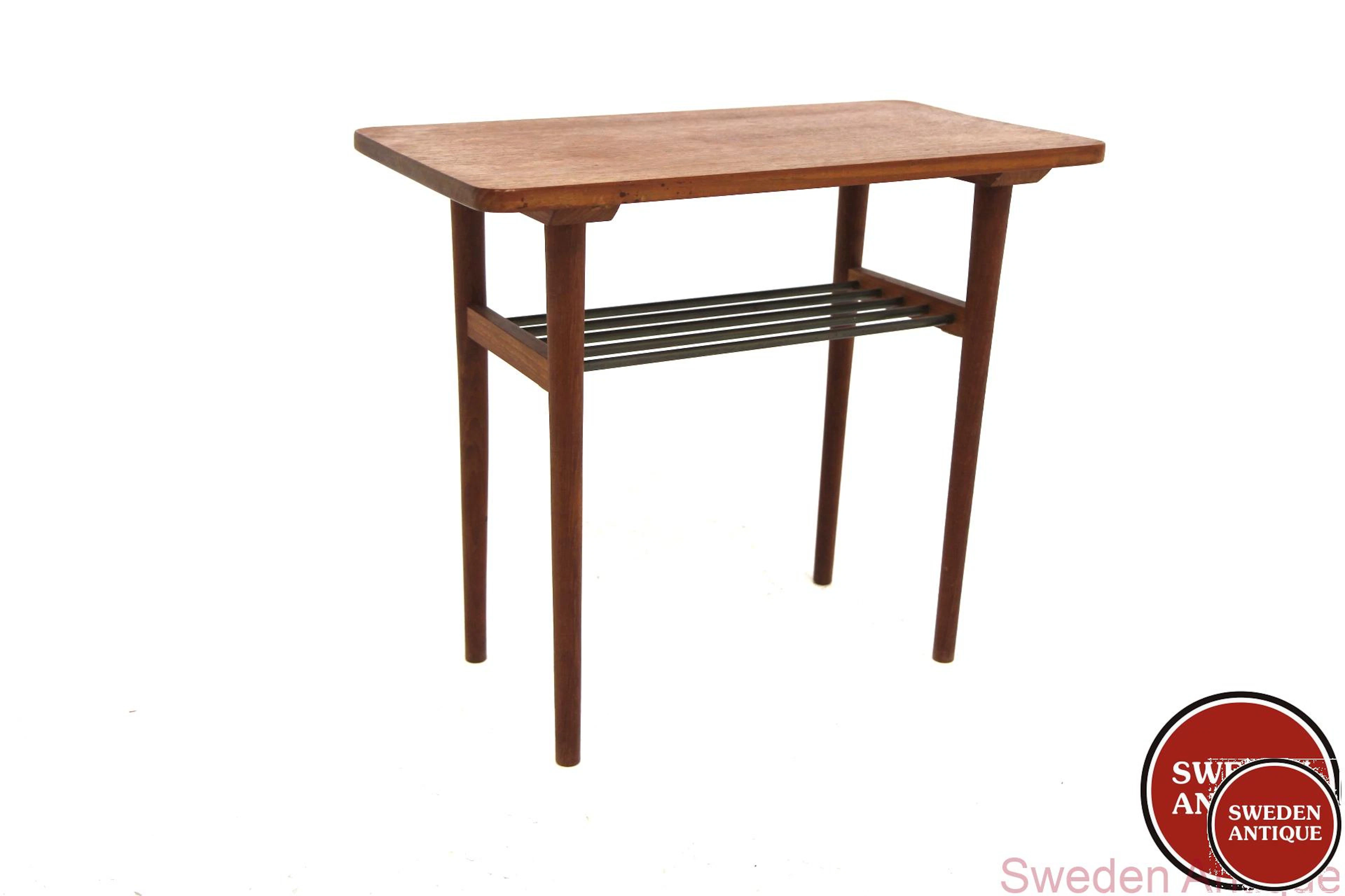 Side table Year: 1950s Origin: Swe. Material: Teak Metal W: 59cm D:
