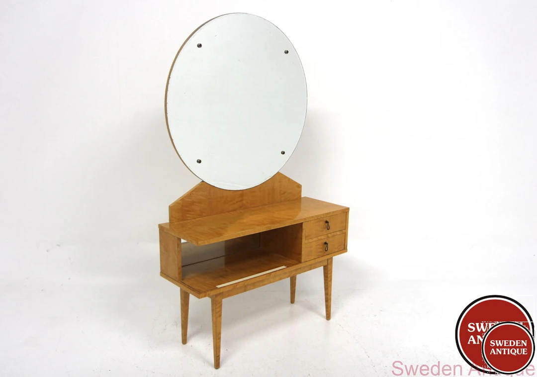 Dressing table / Vanity table Swedish Modern Year: 1930s Origin: Swe.