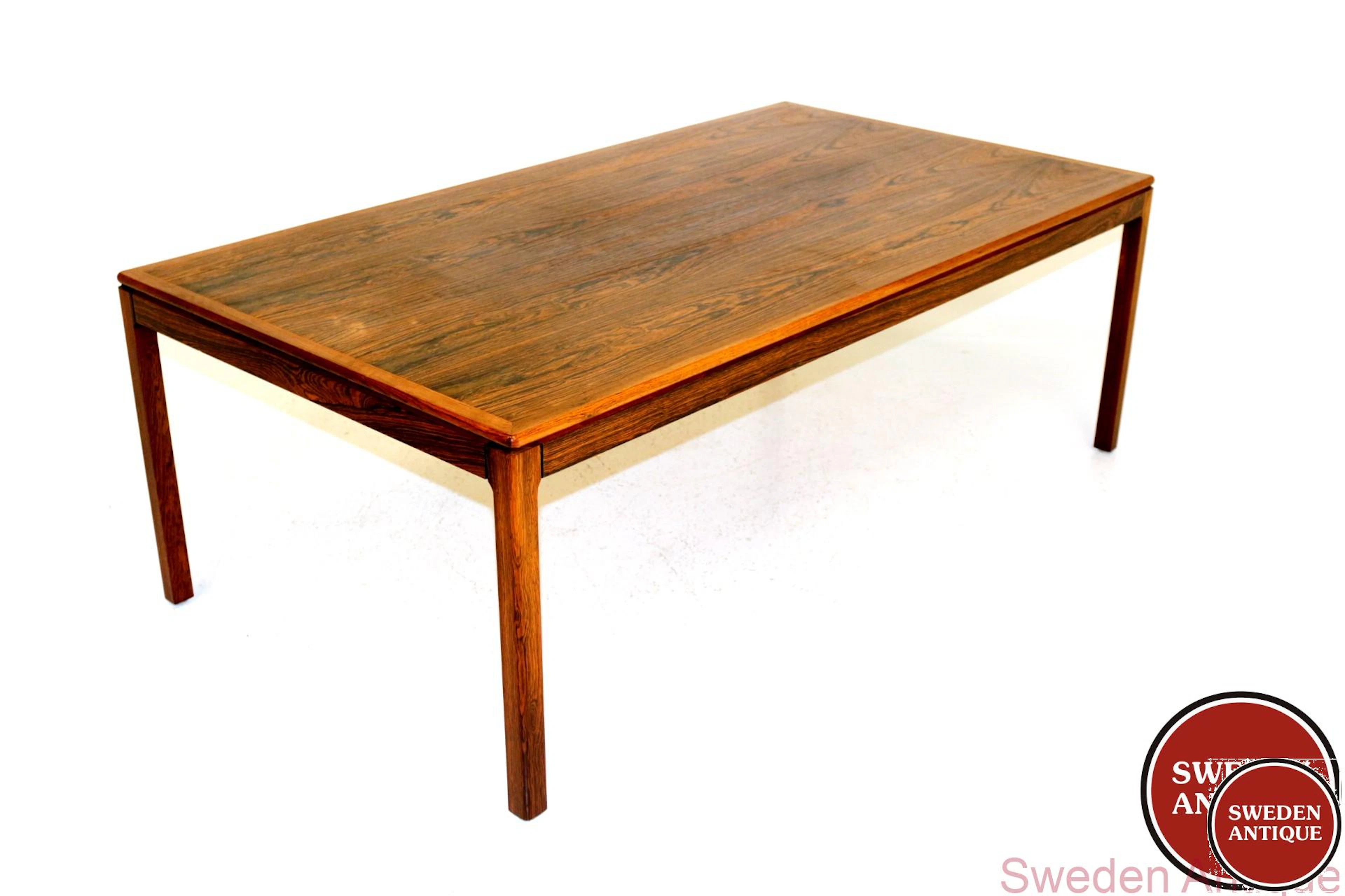 Coffee table Year: 1960s Origin: Swe. Material: Rosewood W: 152cm