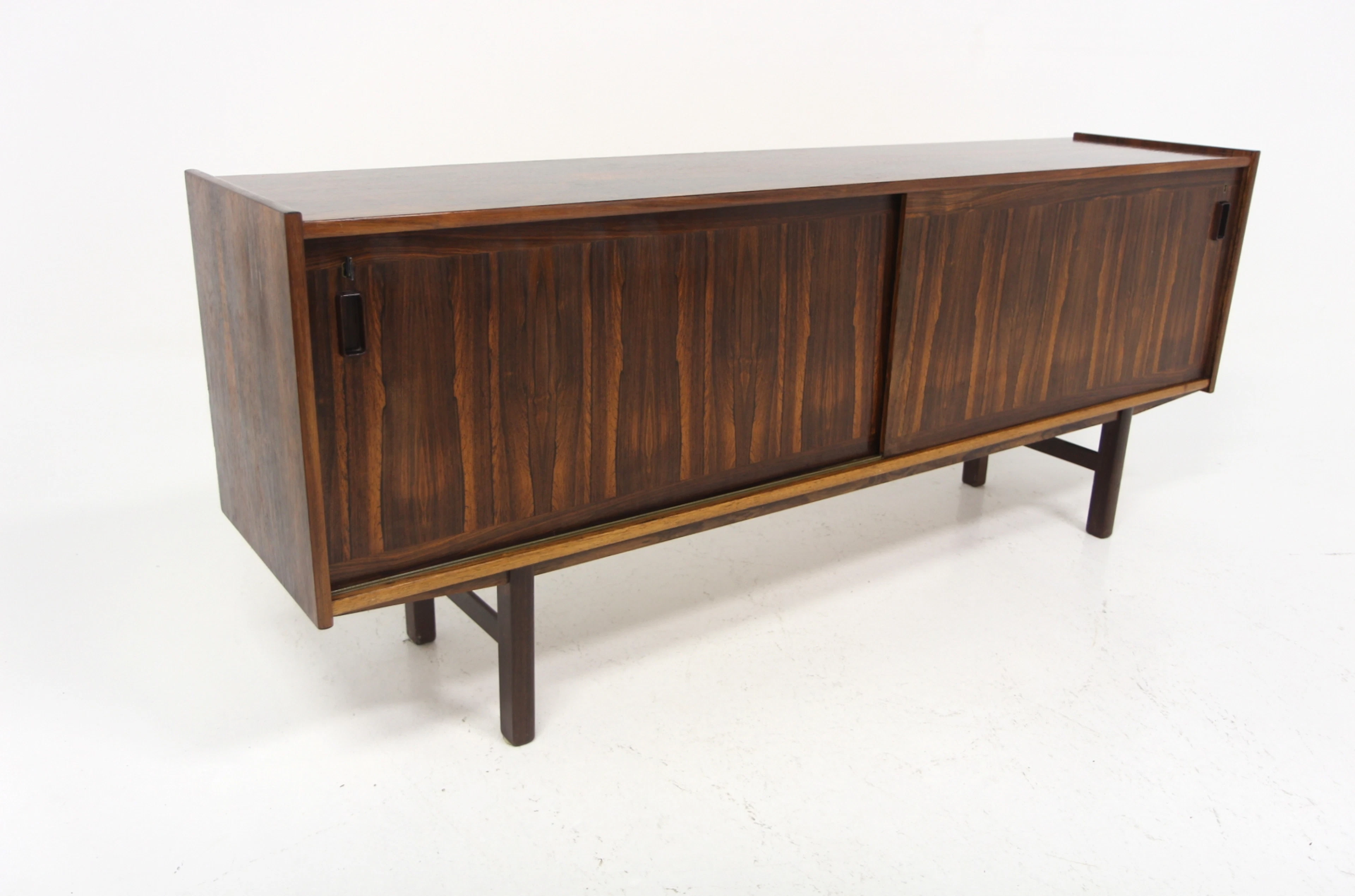 Sideboard Year: 1960s Origin: Swe. Material: Rosewood W: 199cm D: 44cm H: 80cm