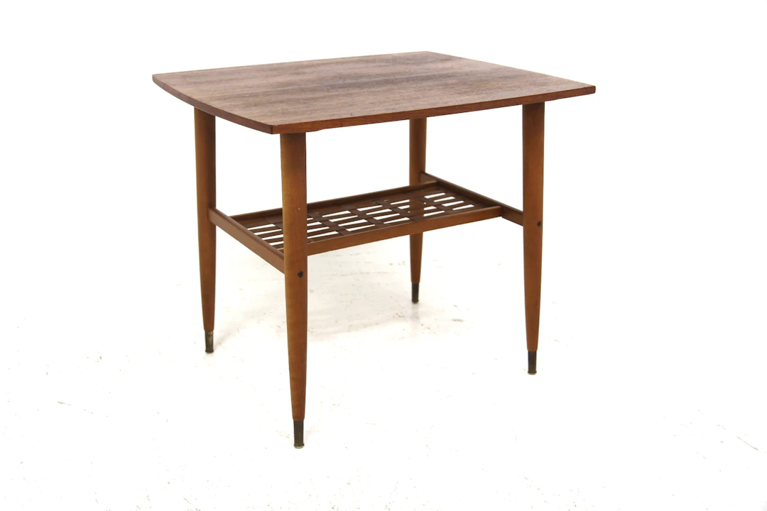 Side table Year: 1950s Origin: Swe. Material: Teak Beech Metal W: