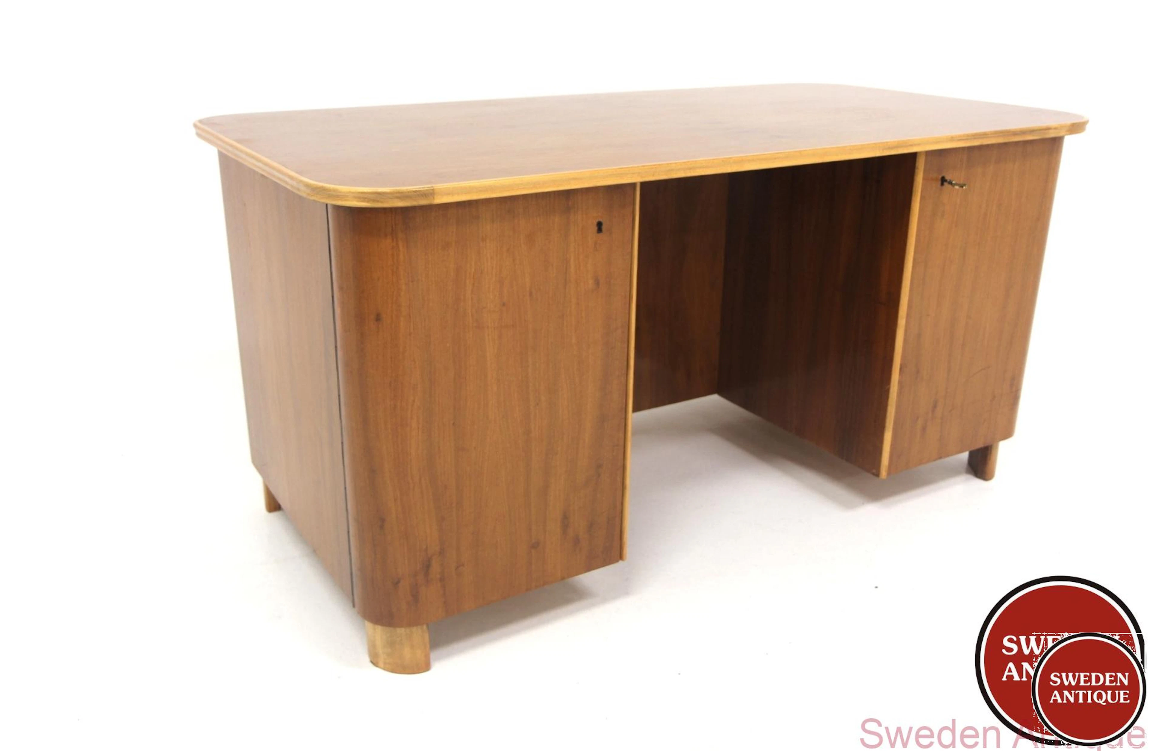 Writing desk Swedish Modern, Aktiebolaget Petterson & Nilson, Stockholm