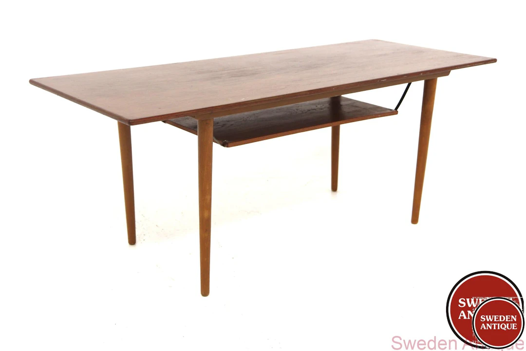 Coffee table Year: 1950s Origin: Swe. Material: Teak Beech Metal W: