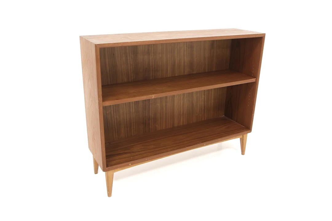 Bookshelf Year: 1950s Origin: Swe. Material: Teak Beech W: 100cm D: