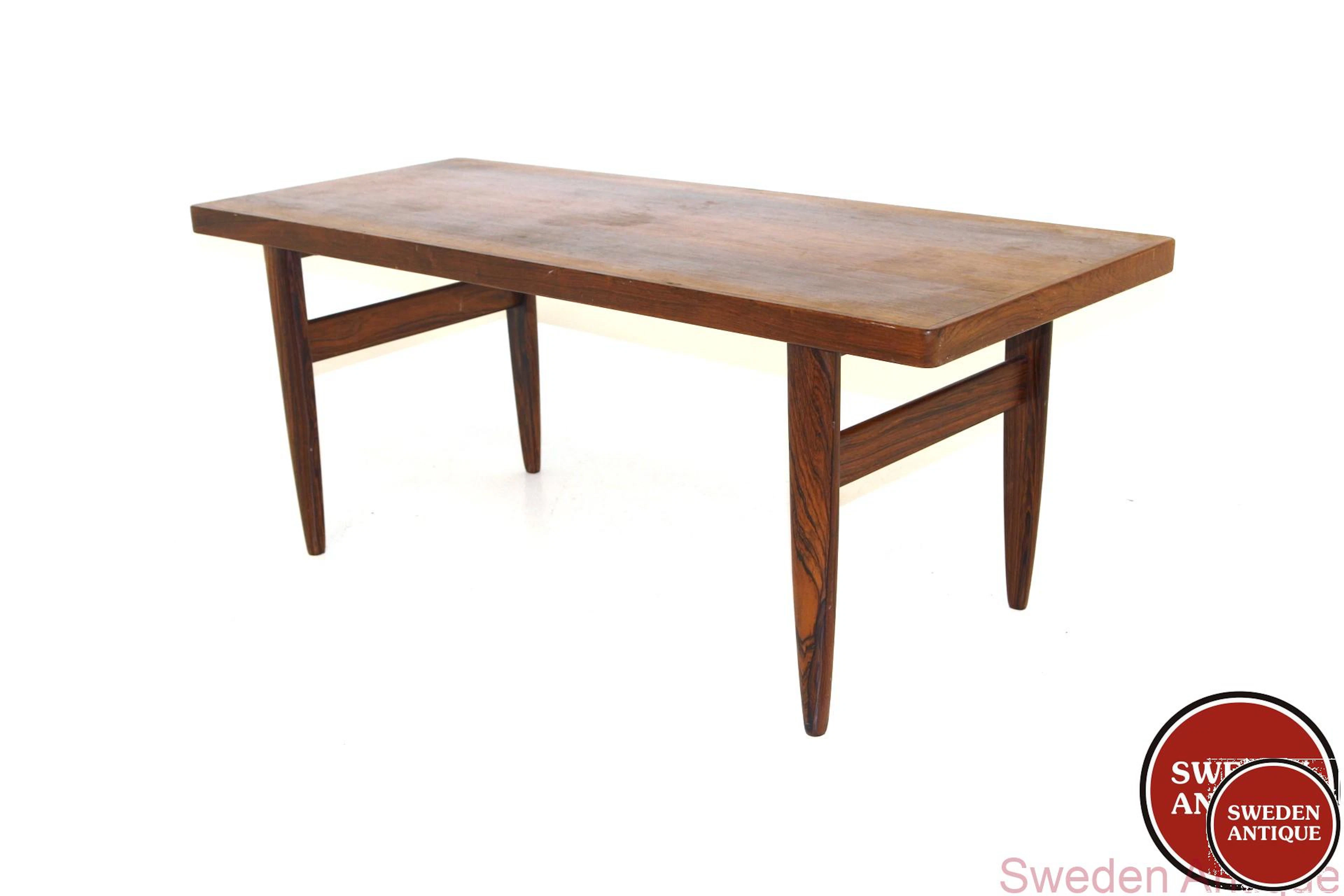 Coffee table Year: 1960s Origin: Den. Material: Rosewood W: 140cm