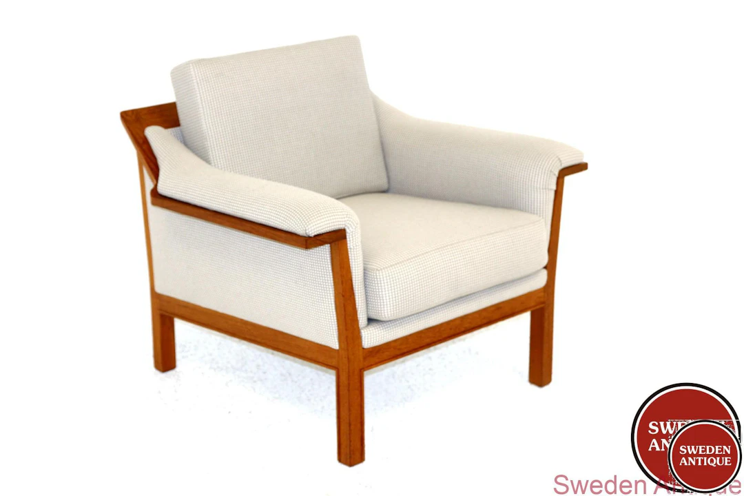 Lounge chair