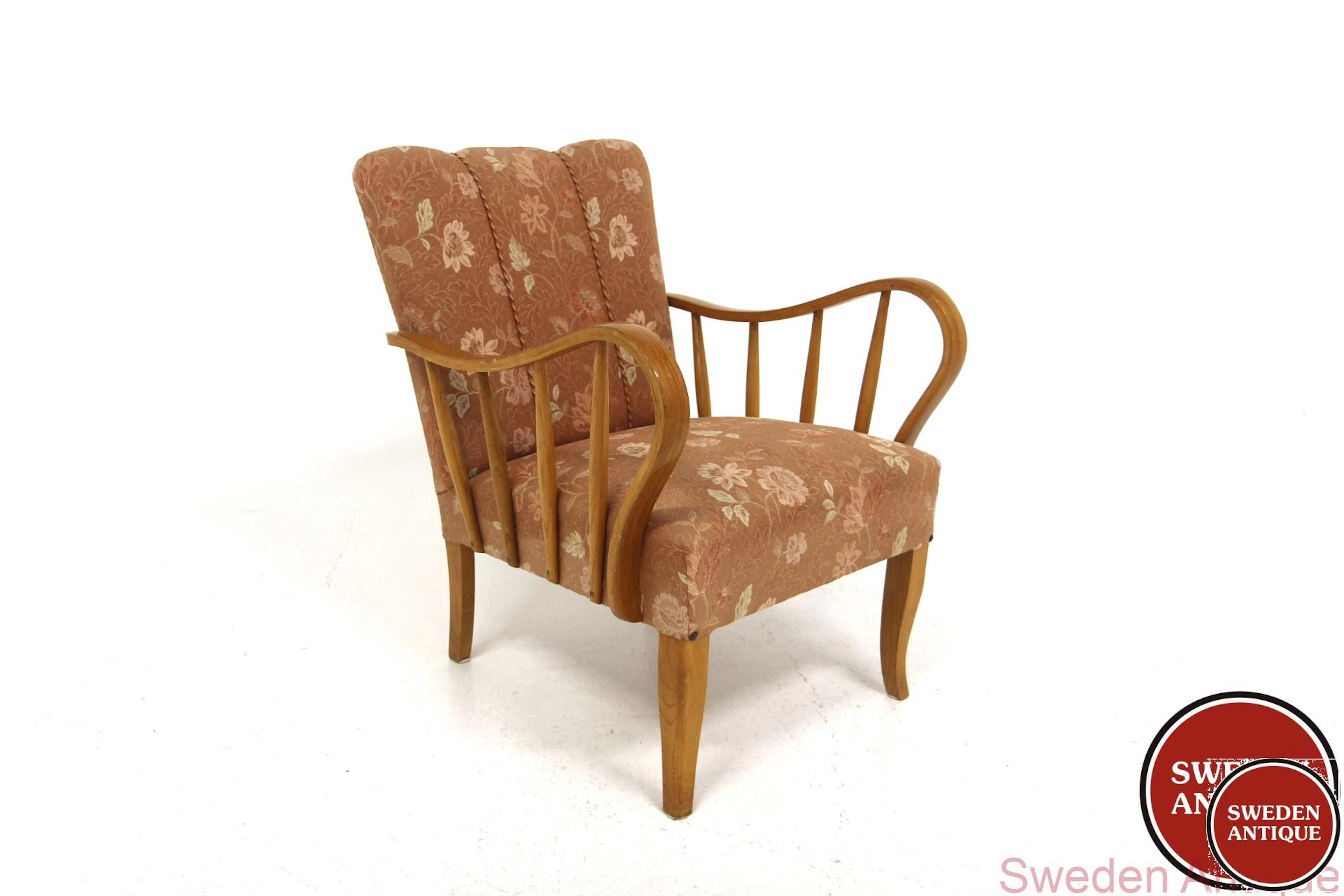 Lounge chair Swedish Modern Year: 1940s Origin: Swe. Material: Elm