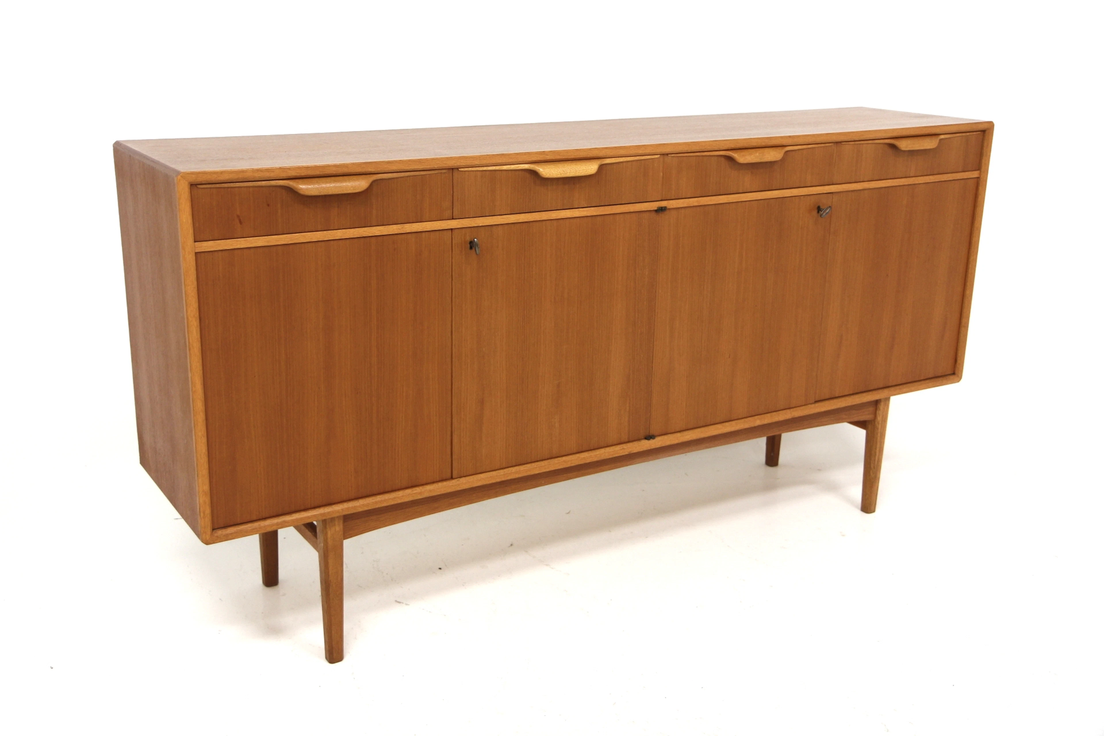 Sideboard Bertil Fridhagen for Bodafors Year: 1958 Origin: Swe. Material: