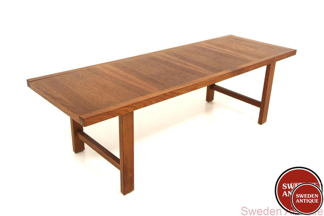 Coffee table / Bench Year: 1960s Origin: Swe. Material: Teak W: 140cm