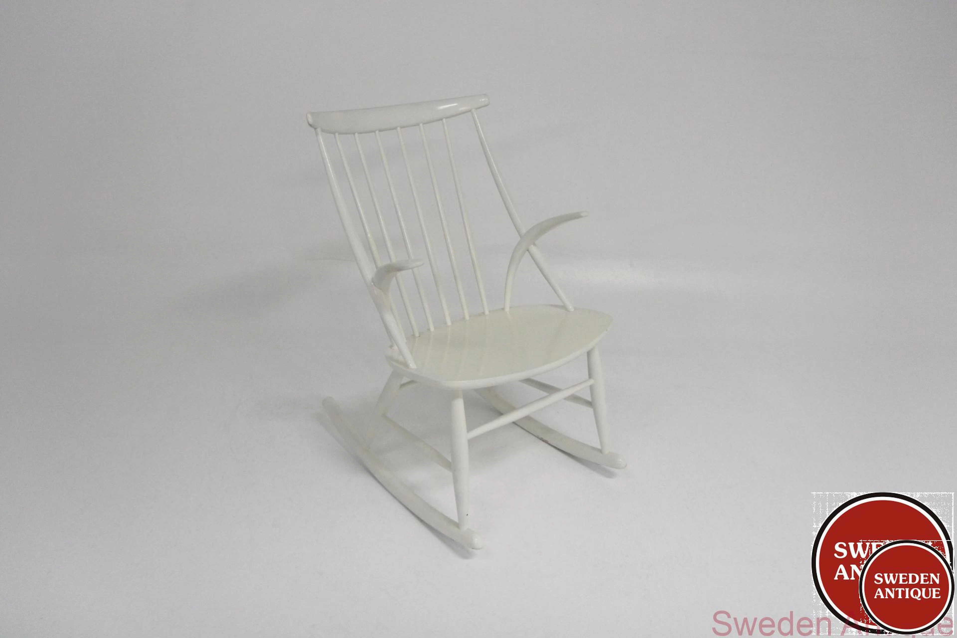 Rocking chair No 3 Illum Wikkelsø for Niels Eilersen 1960s Den. White