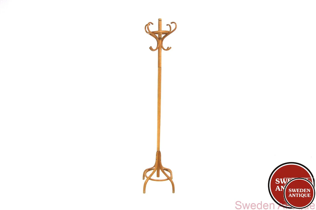 Coat hanger Year: 1960s Origin: Swe. Material: Beech W: 44cm H: 180cm