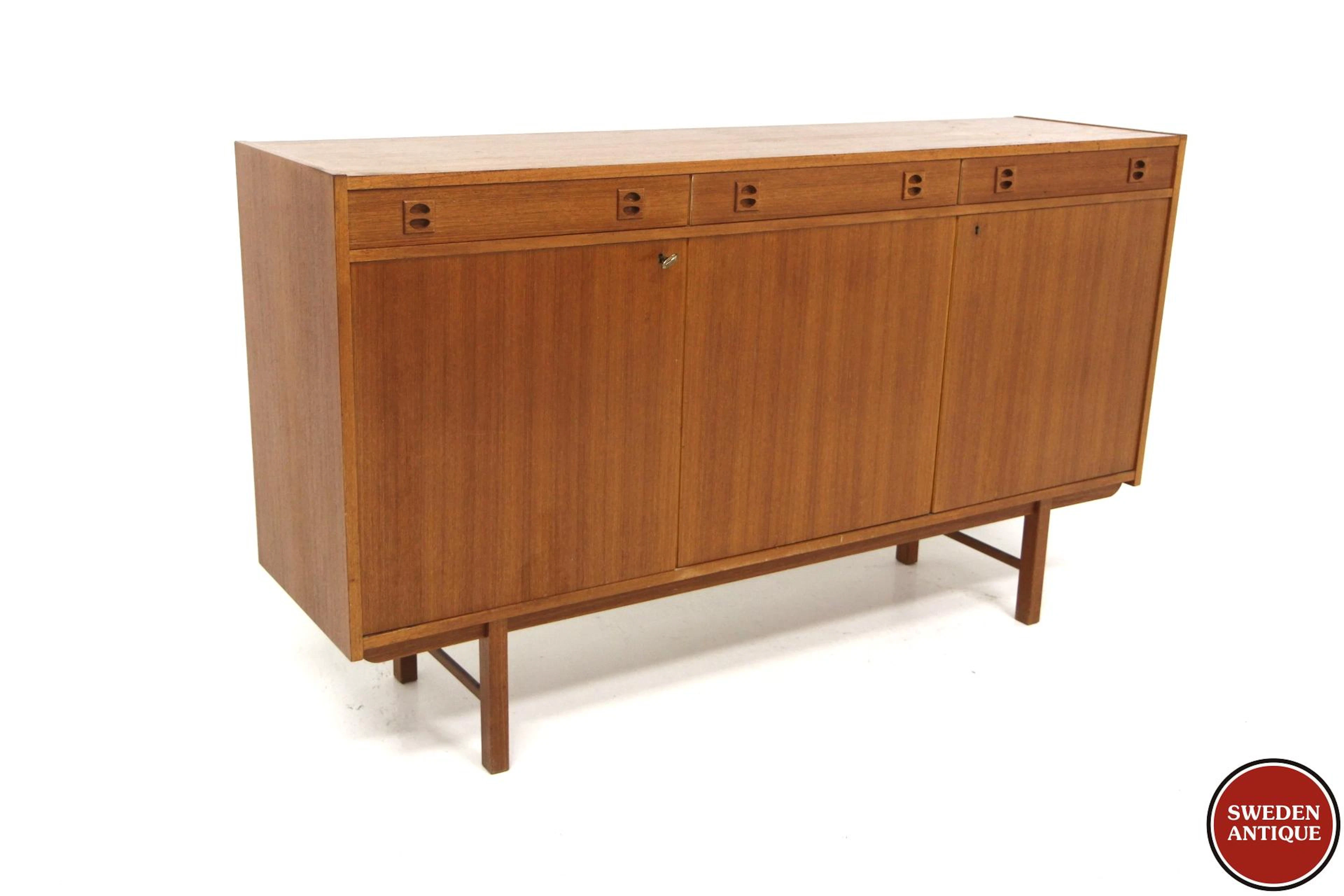 Sideboard Year: 1960s Origin: Swe. Material: Teak W: 165cm D: 42cm H: 94cm