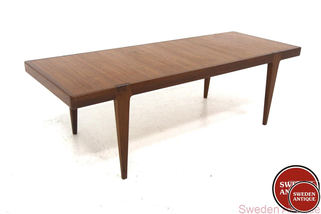 Coffee table Brando Erik Wørtz for Möbel- IKÉA Year: 1960s Origin: