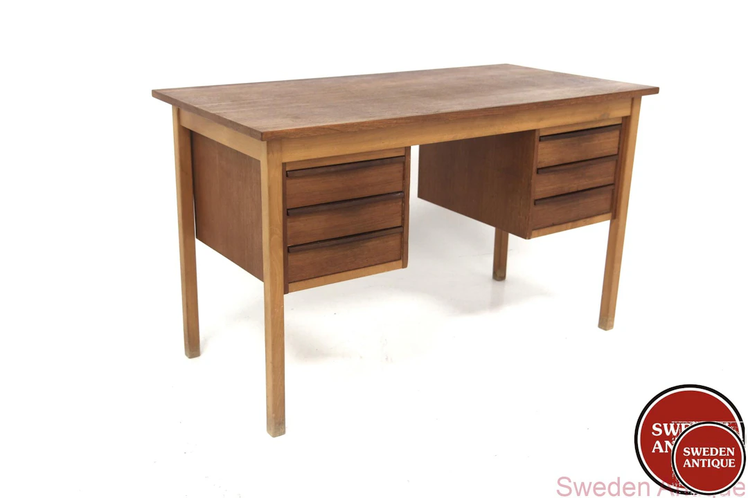 Writing desk Year: 1960s Origin: Swe. Material: Teak Beech W: 125cm
