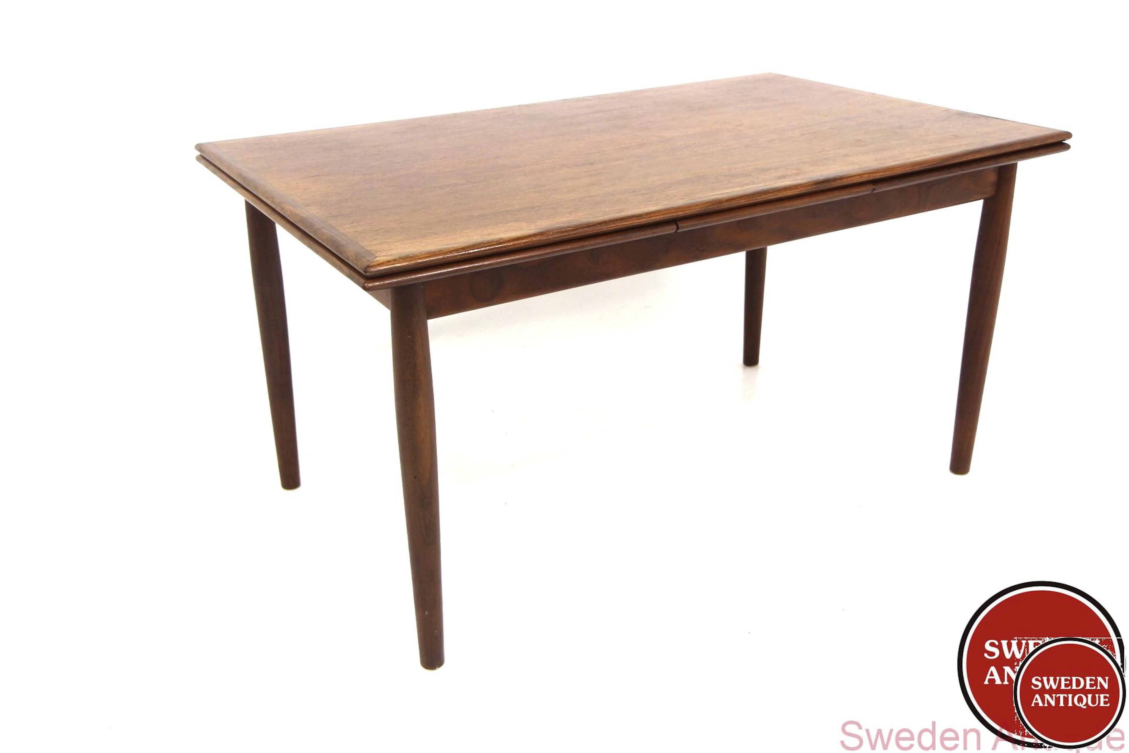Dining table Year: 1950s Origin: Den. Material: Teak W: 140 +50 +50cm