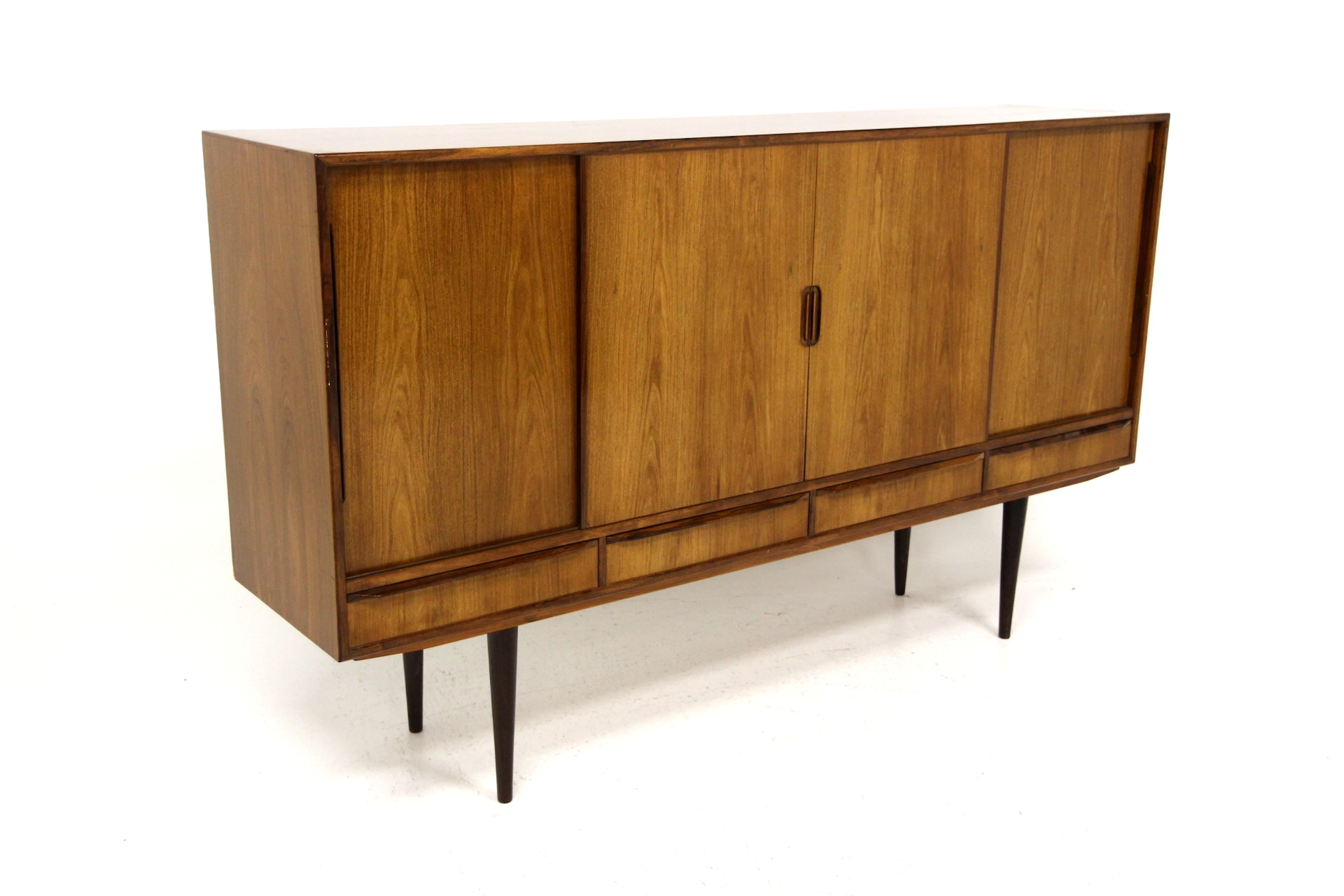 Sideboard / Highboard Year: 1960s Origin: Den. Material: Rosewood