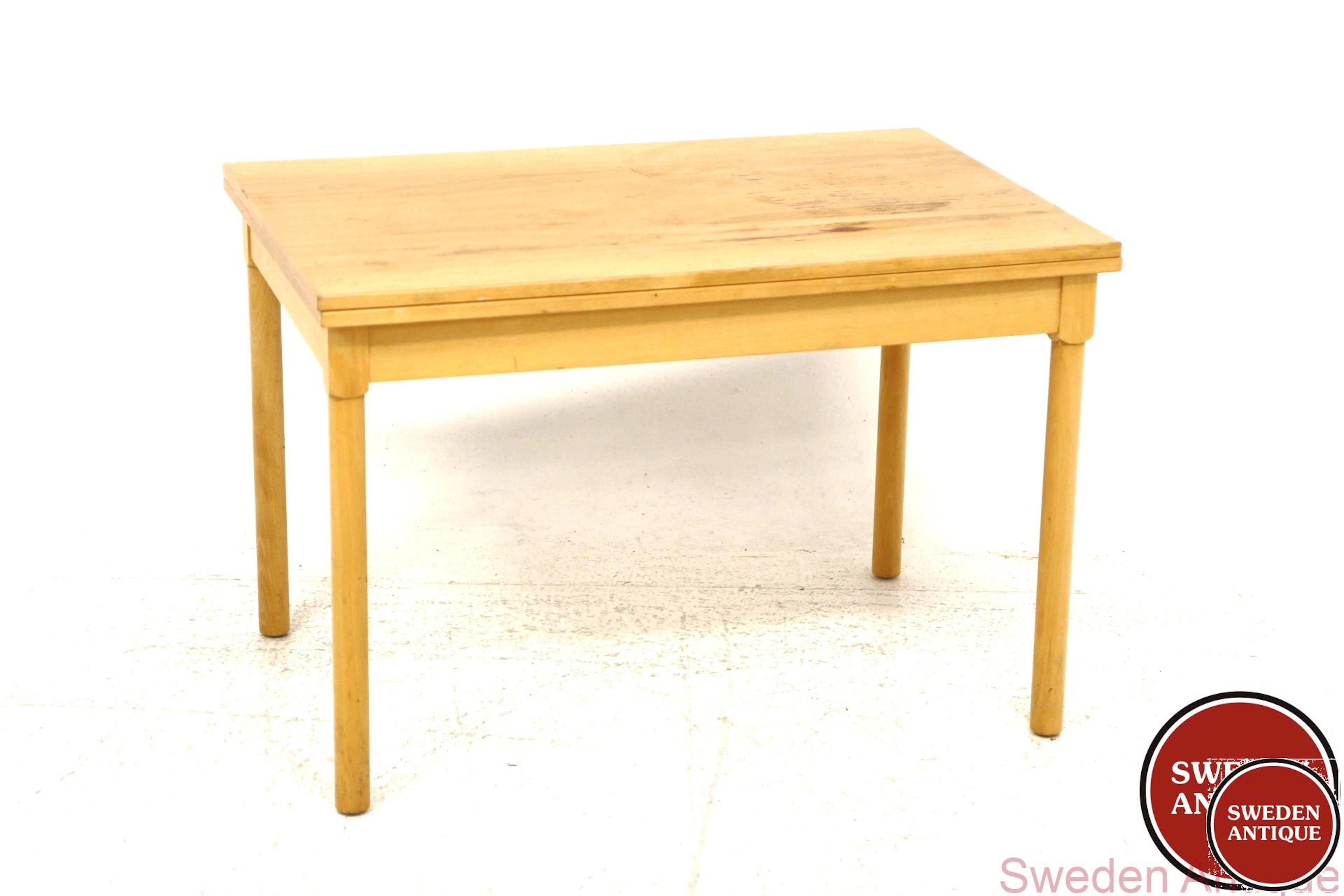 Coffee table "Tremme" Børge Mogensen for Fritz Hansen 1975 Den. Beech