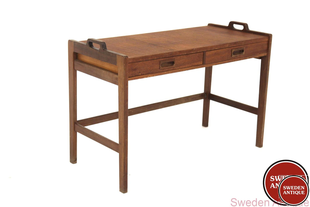 Chest of drawers Year: 1960s Origin: Swe. Material: Teak W: 84cm D:
