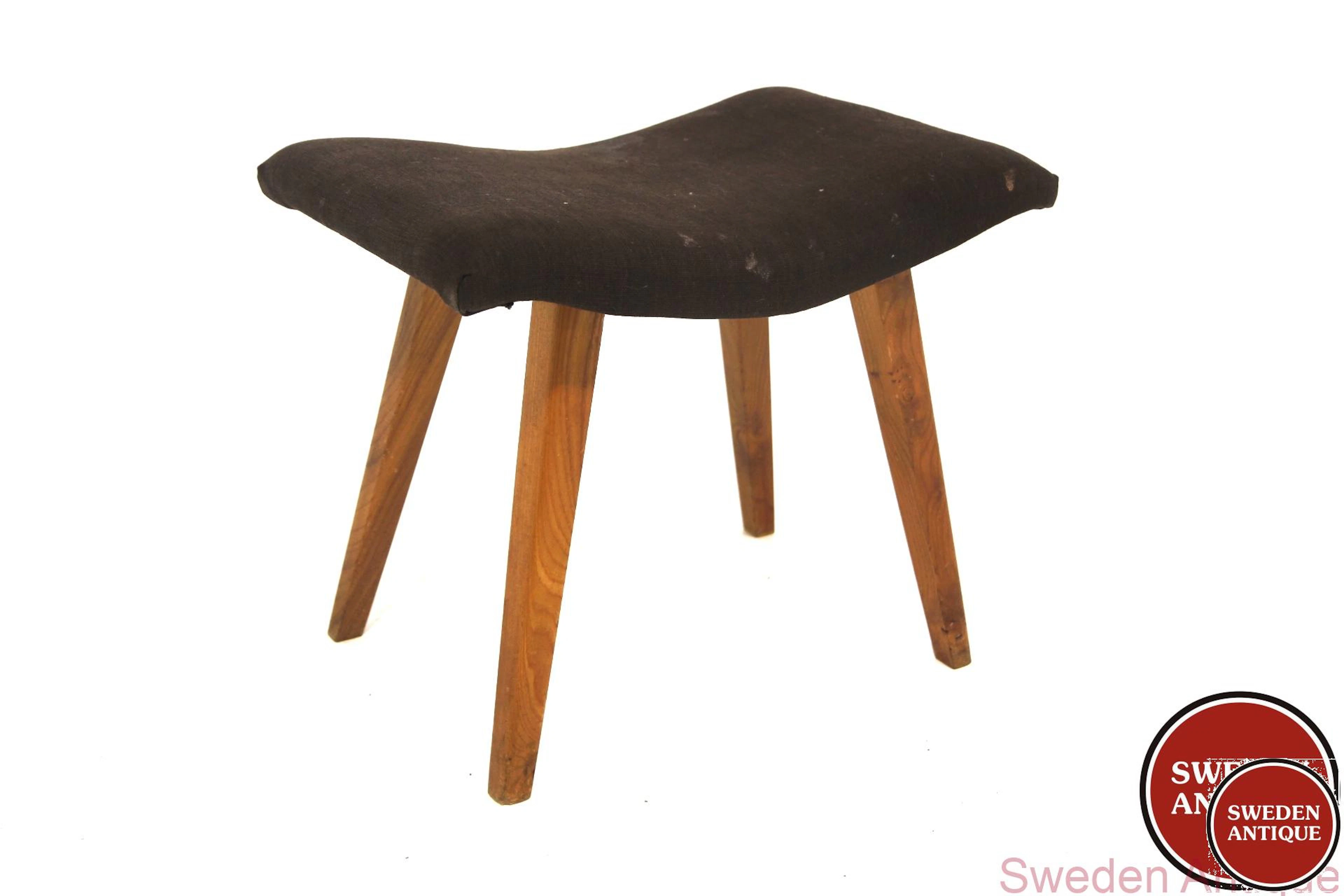 Stool Year: 1940s Origin: Swe. Material: Elm W: 56cm D: 36cm H: 46cm