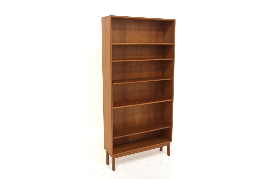 Bookshelf Wirserums Nya Möbelfabrik, Hultarp Year: 1960s Origin: Swe.