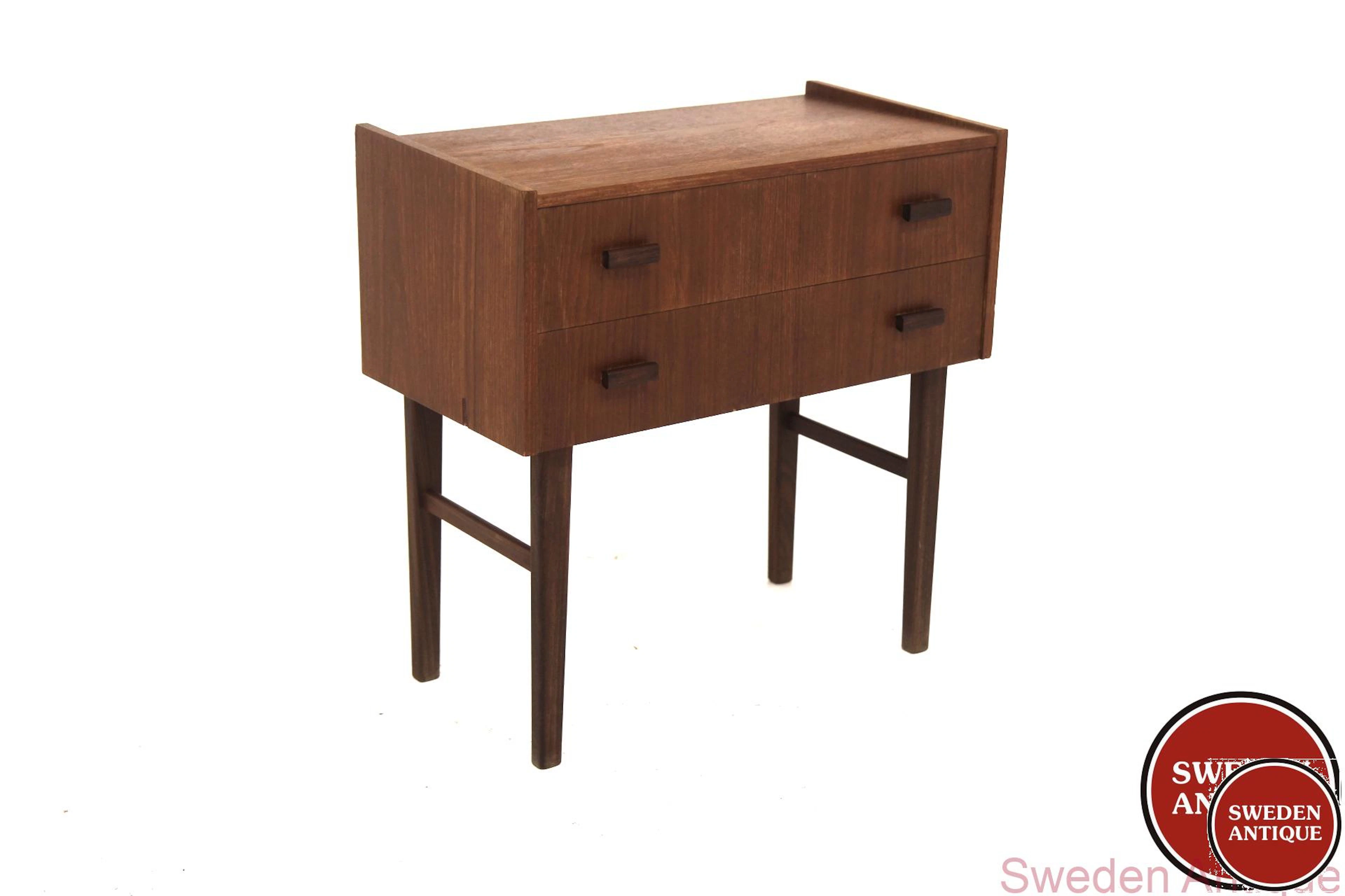 Chest of drawers Year: 1960s Origin: Swe. Material: Teak W: 55cm D: