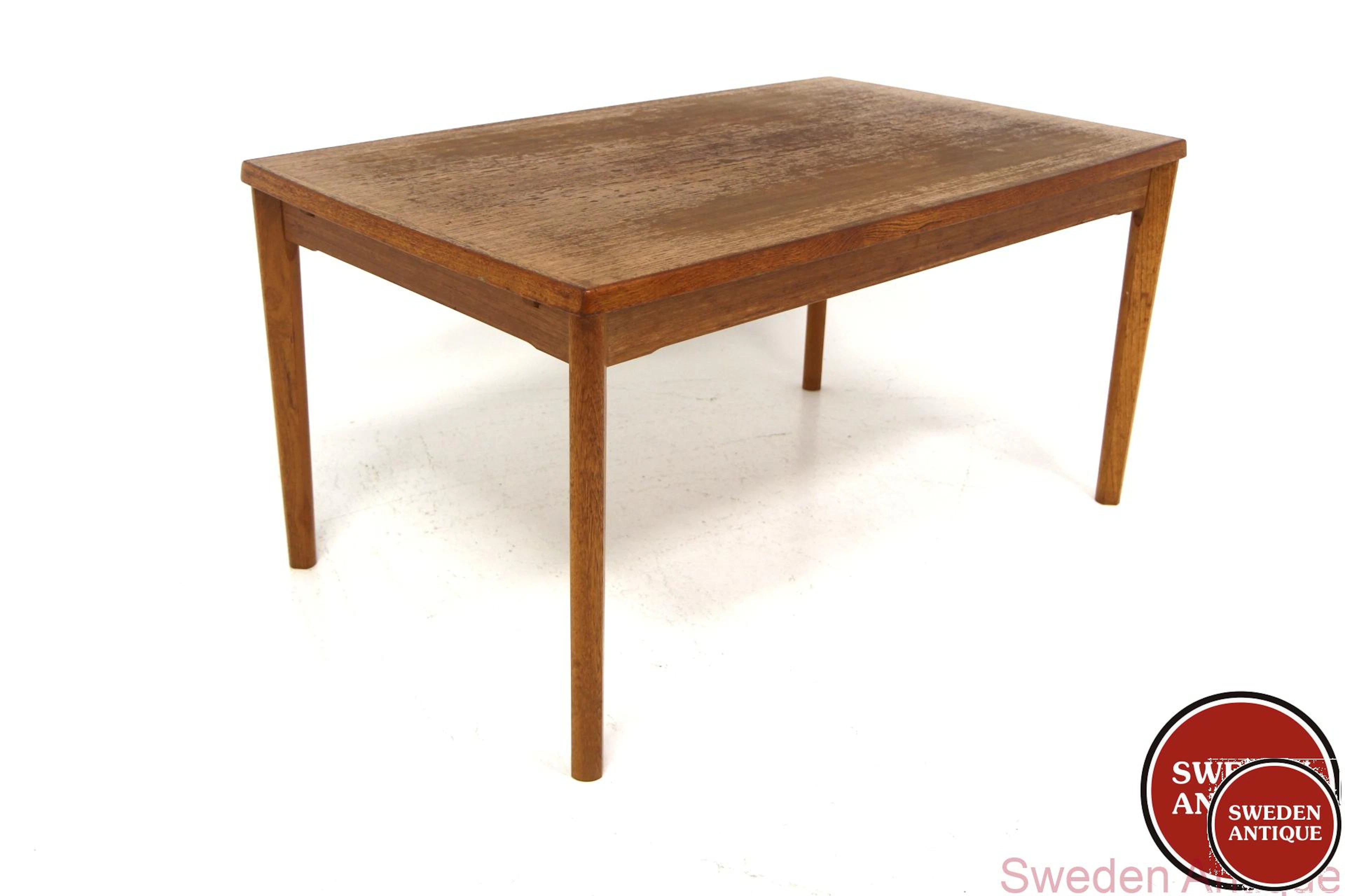 Dining table Henning Kjearnulf for Vejle Stolefabrik Year: 1950s Origin: