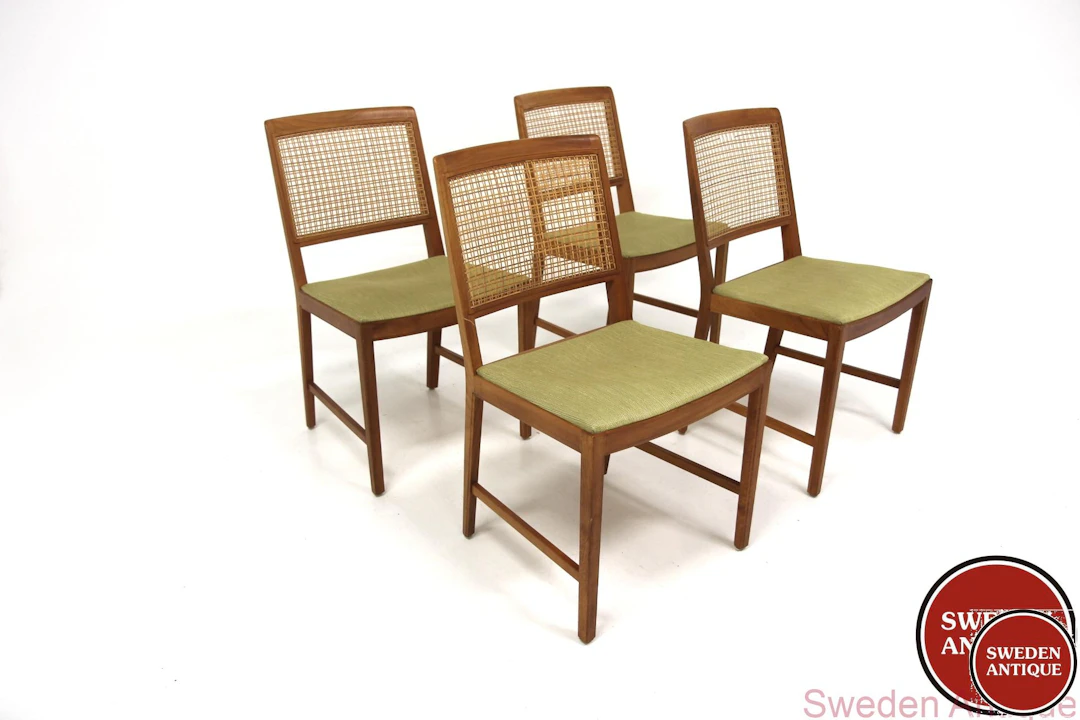 4Pcs Chairs Facett Bertil Fridhagen for Bodafors. Needs new upholstery
