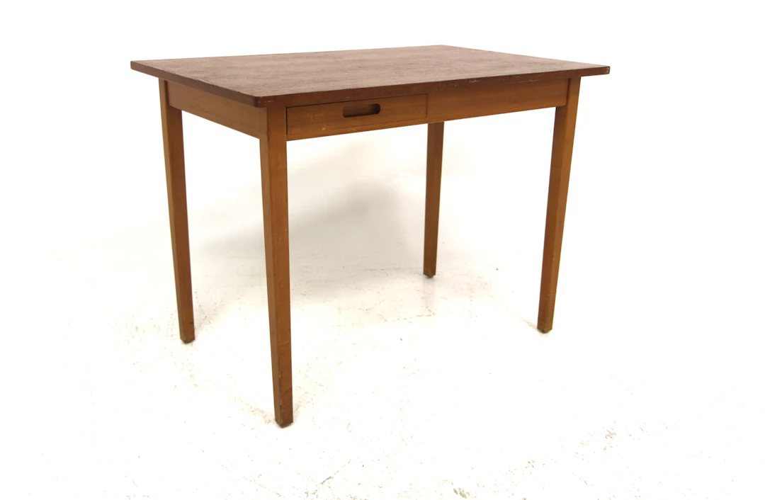 Writing desk Year: 1950s Origin: Swe. Material: Teak Beech W: 100cm
