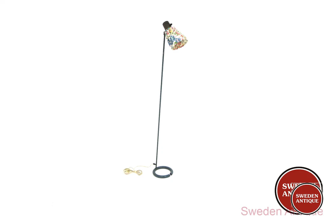 Floor lamp Model 560 Hans Bergström for Atlje Lyktan Year: 1950s Origin: