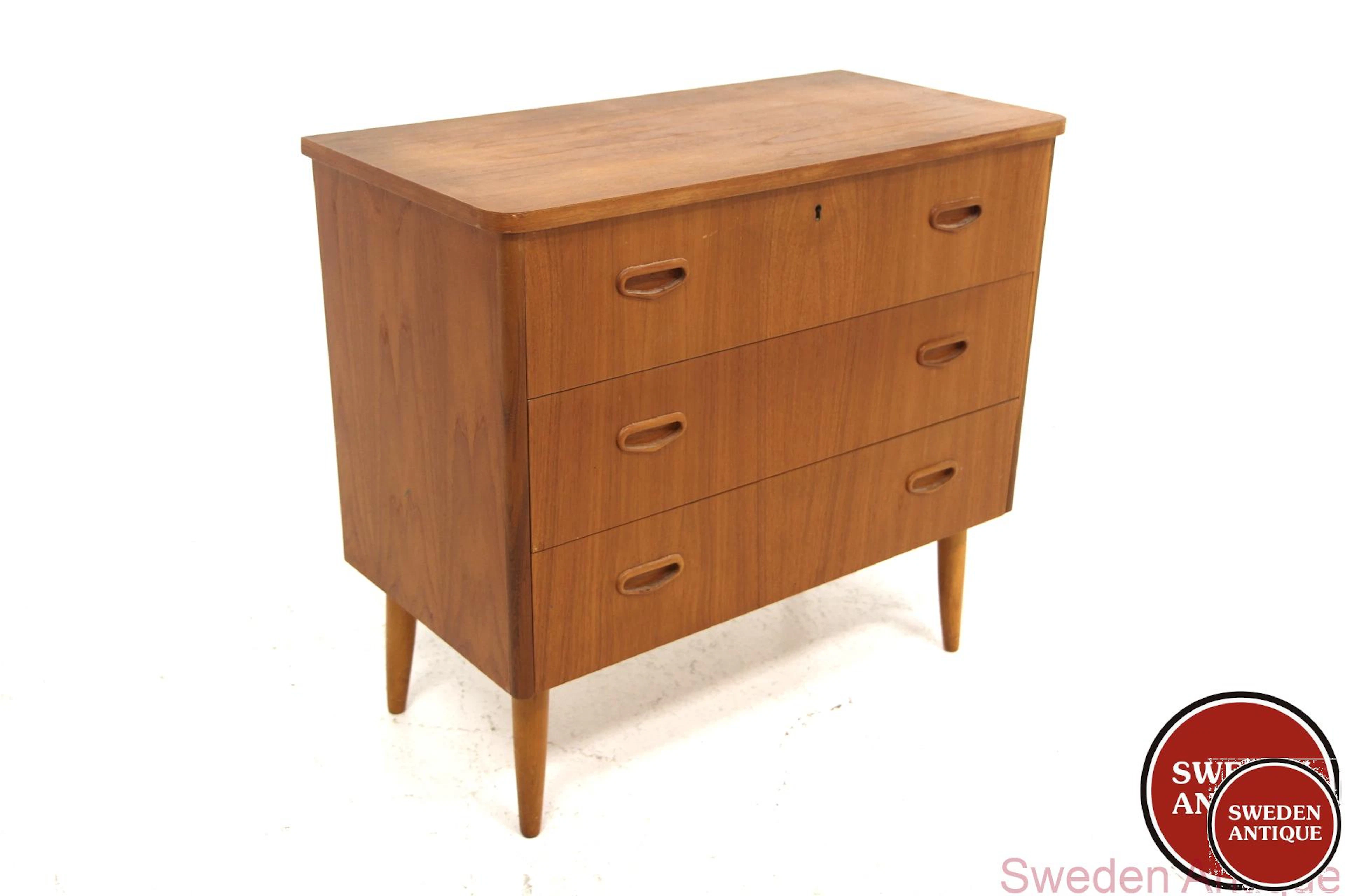 Chest of drawers Year: 1950s Origin: Swe. Material: Teak Beech W: