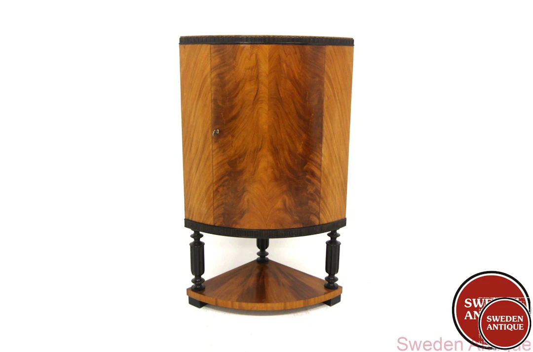Corner cabinet Reiners, Mjölby. Swedish Grace 1930s Swe. Mahogany Black