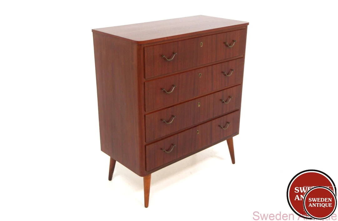 Chest of drawers Year: 1950s Origin: Swe. Material: Mahogany Beech