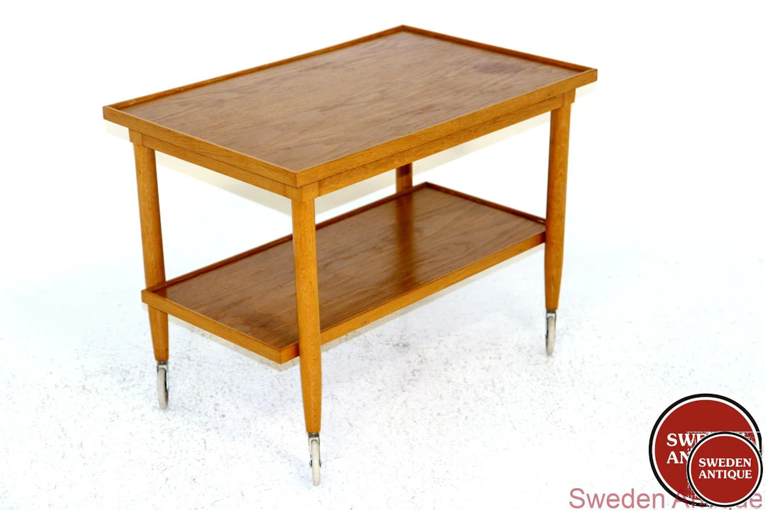 Serving cart / Trolley