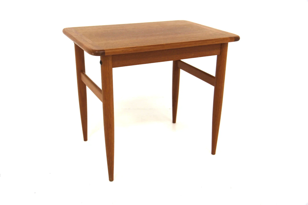 Side table HMB Möbler, Rörvik Year: 1960s Origin: Swe. Material: Teak