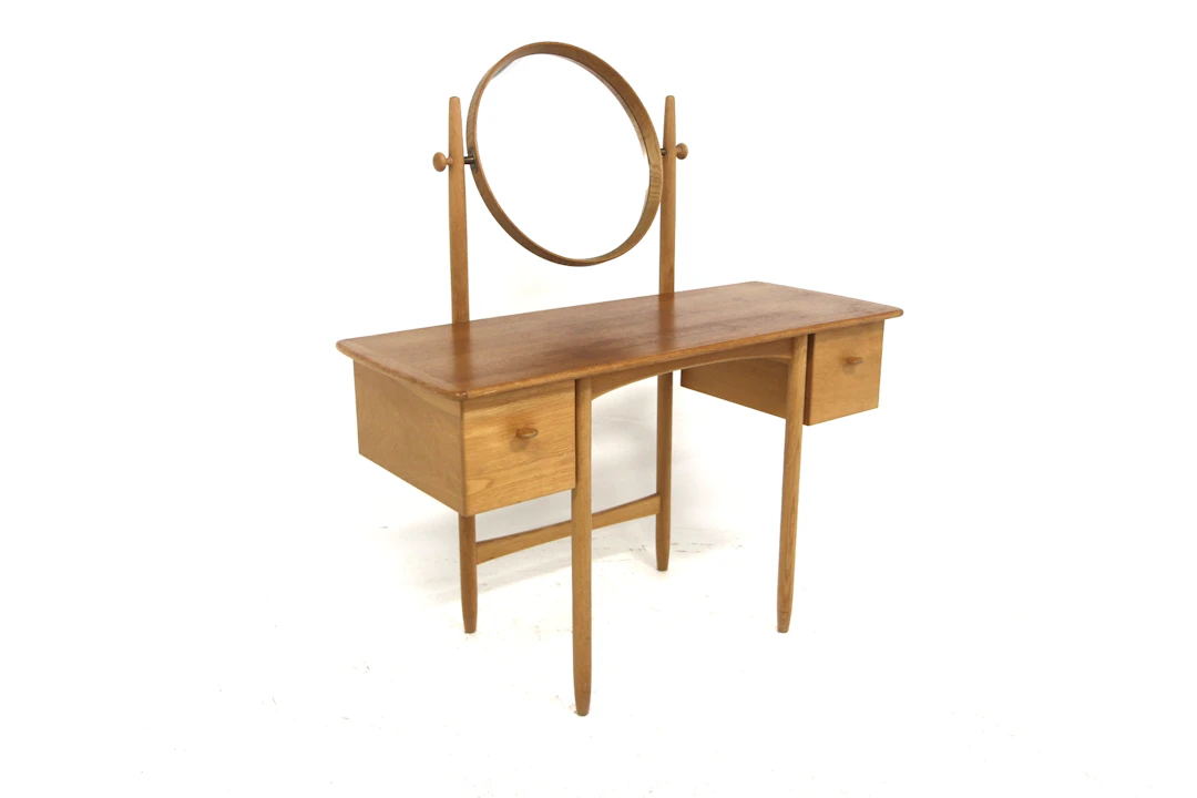 Dressing table / Vanity Engström & Myrstrand for Bodafors Year: 1960s