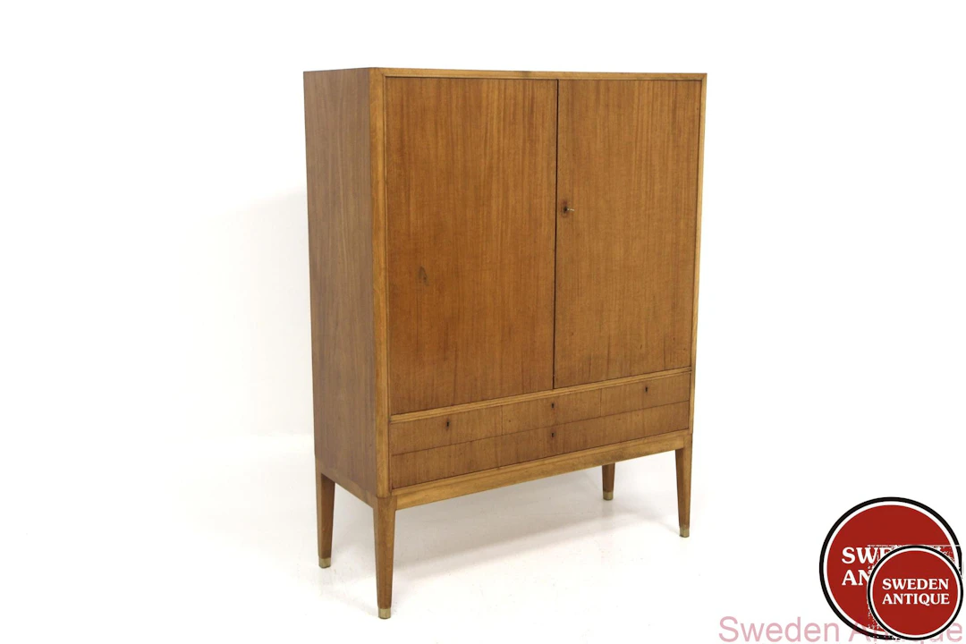 Cabinet Bodafors Year: 1950s Origin: Swe. Material: Mahogany Beech