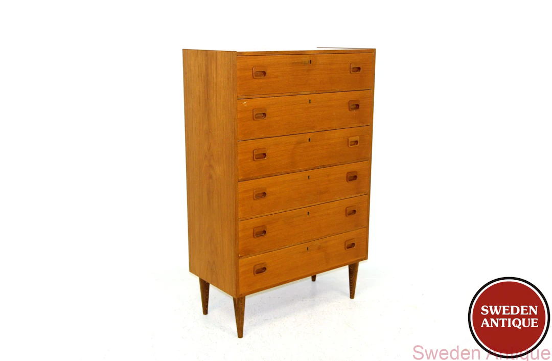 Chest of drawers / Tallboy 1960s Swe. Teak Beech