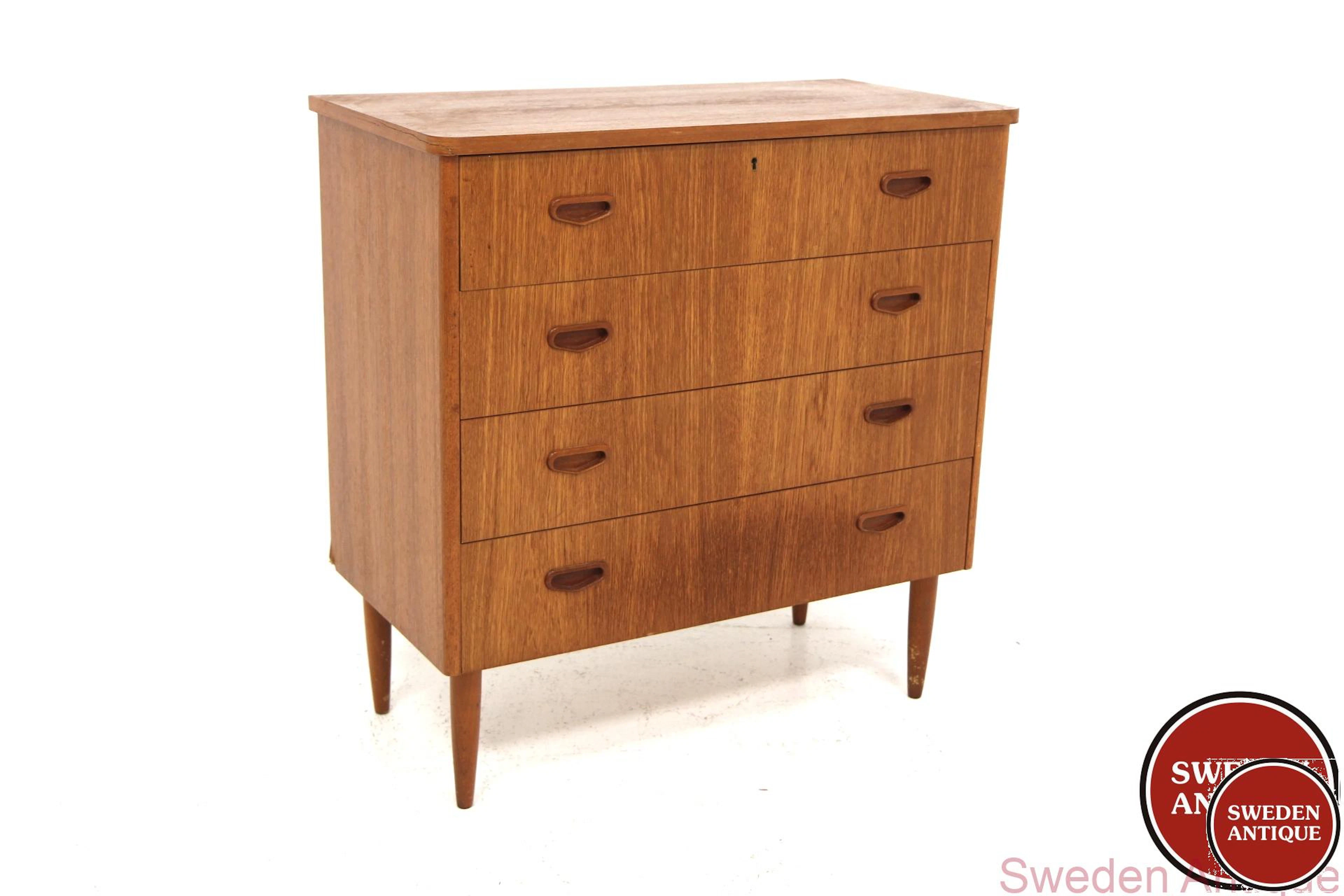 Chest of drawers Year: 1950s Origin: Swe. Material: Teak W: 82cm D: