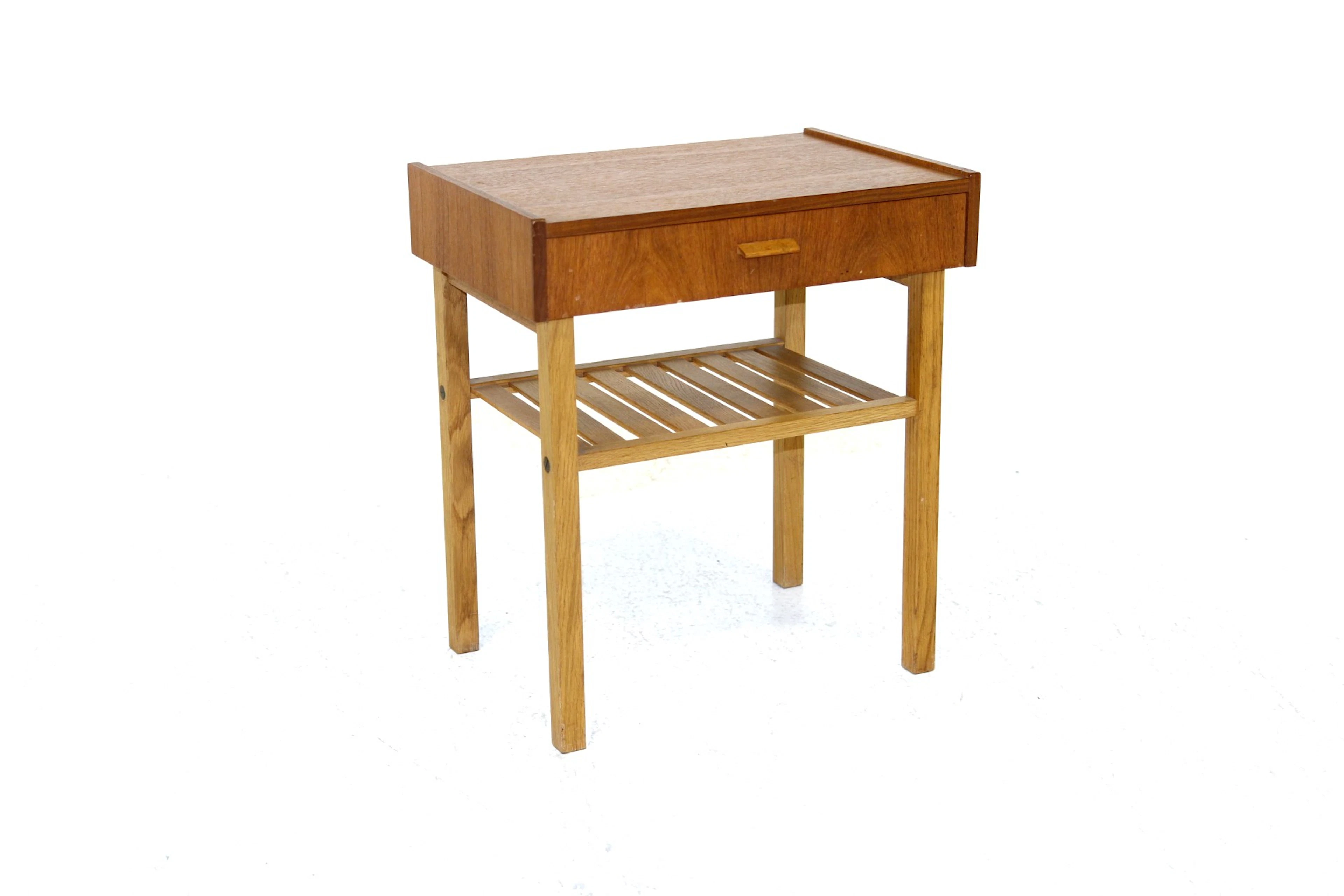 Bedside table