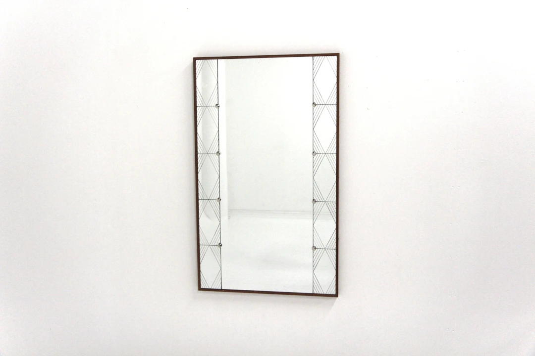 Mirror Glas & Trä ,Hovmantorp Year: 1950s Origin: Swe. Material: Teak