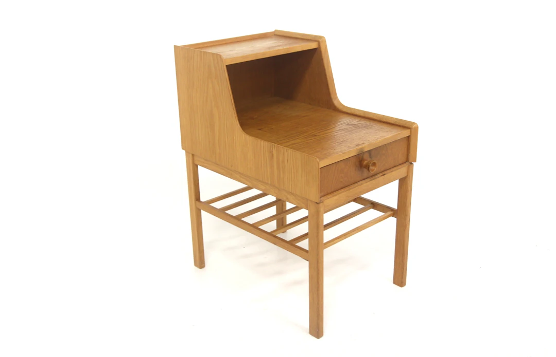 Bedside table Year: 1960s Origin: Swe. Material: Oak W: 35cm D: 51cm H: 63cm