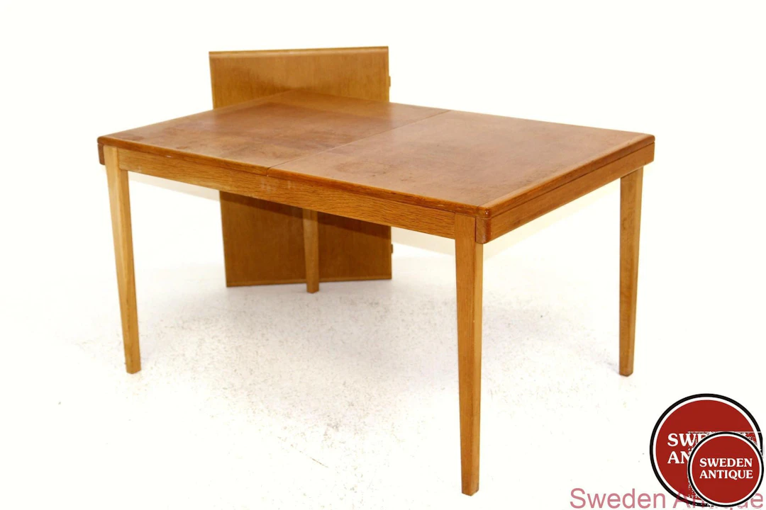 Dining table Year: 1960s Origin: Swe. Material: Oak W: 130 +60cm D: