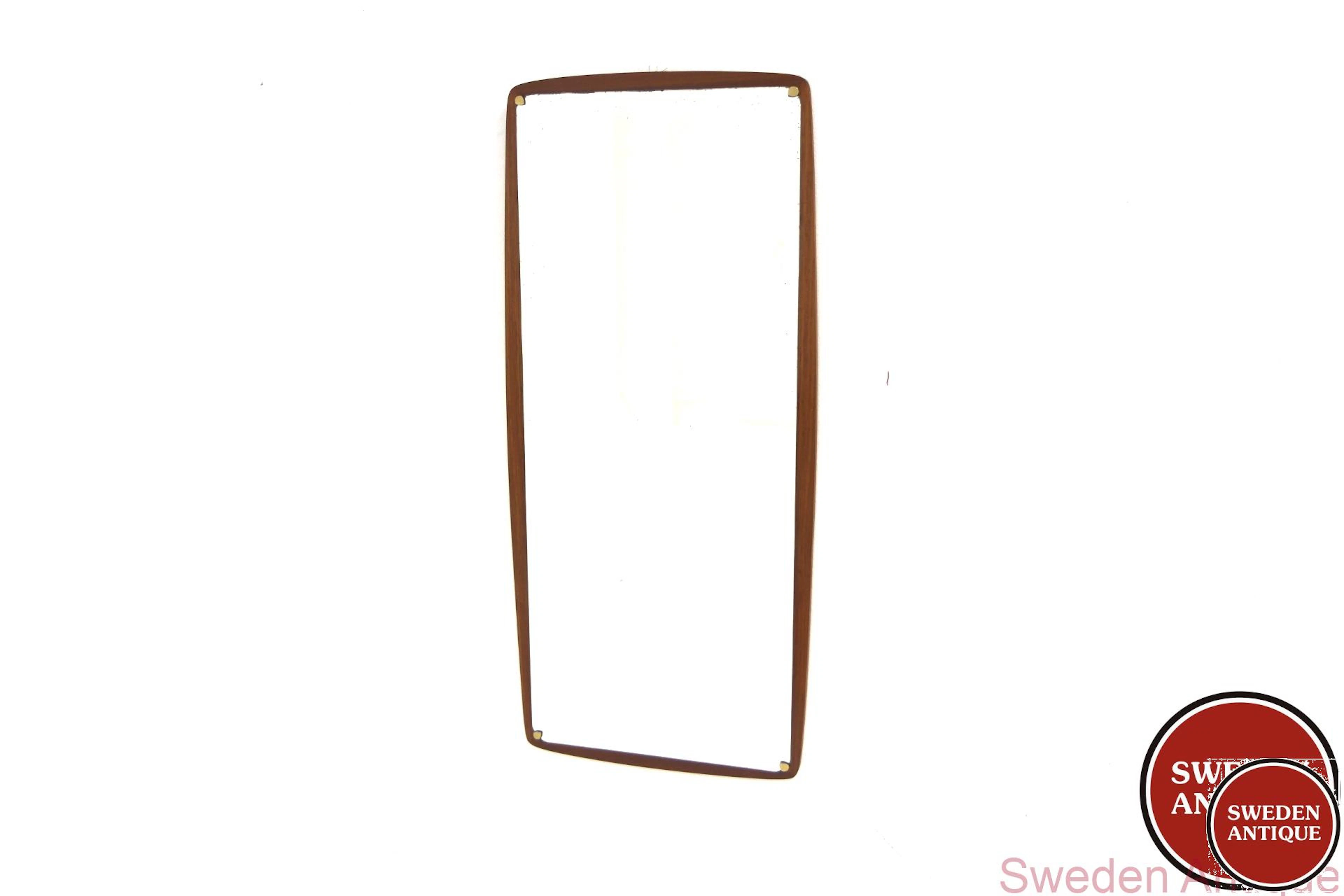 Mirror Year: 1950s Origin: Swe. Material: Teak Glass Metal W: 43cm