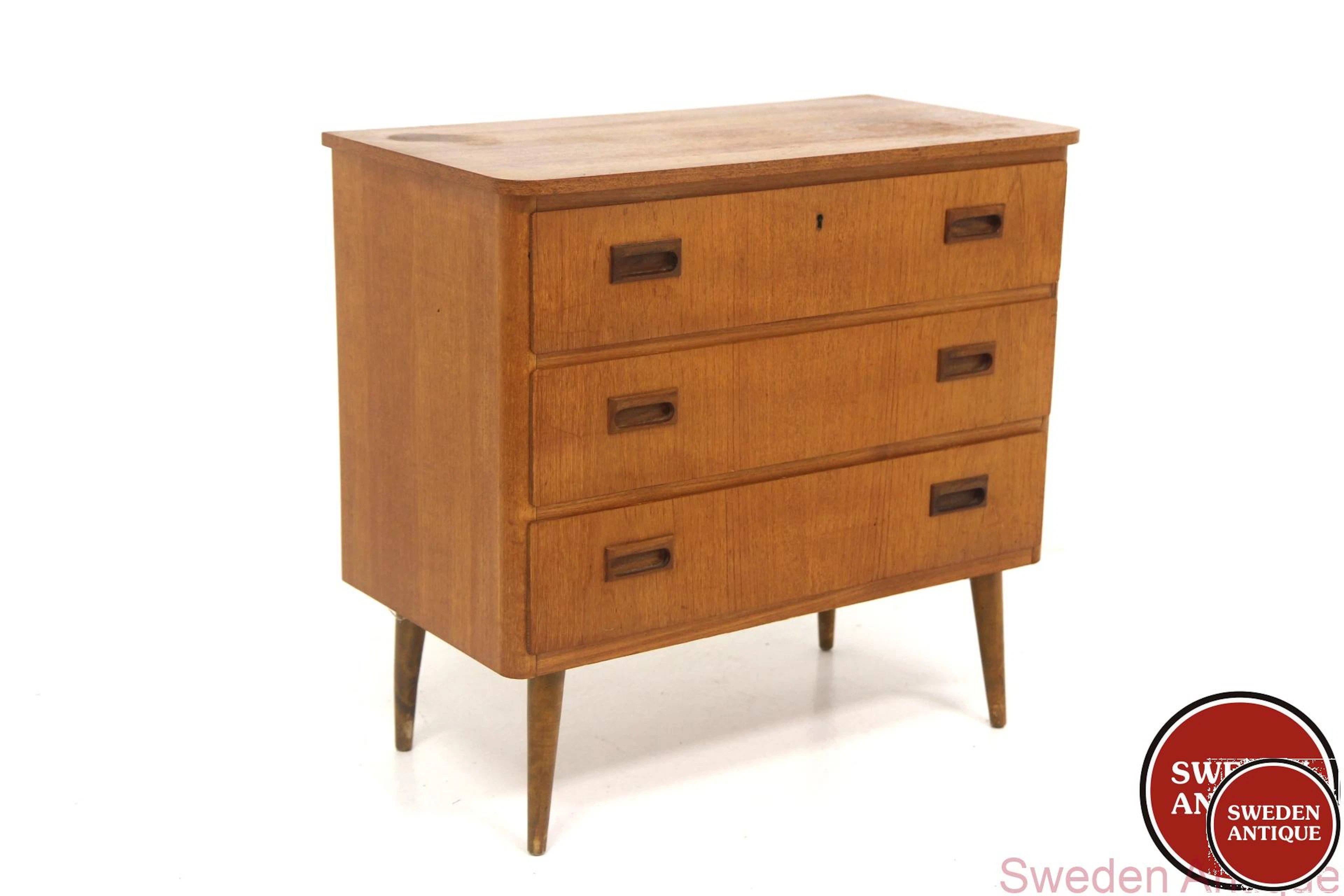 Chest of drawers Year: 1950s Origin: Swe. Material: Teak Birch W:
