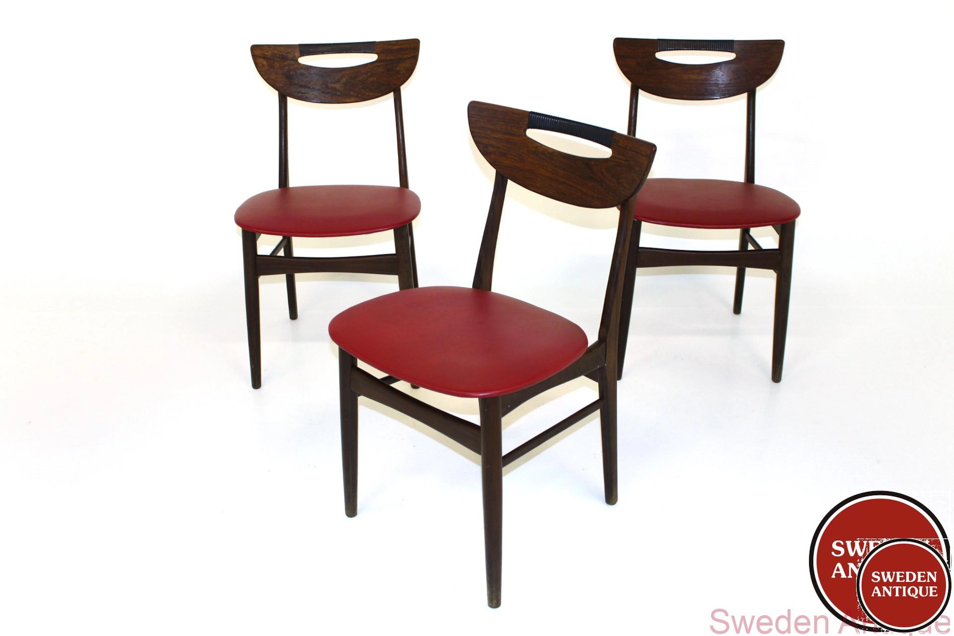 3Pcs Chairs Year: 1960s Origin: Den. Material: Beech Rosewood Vinyl
