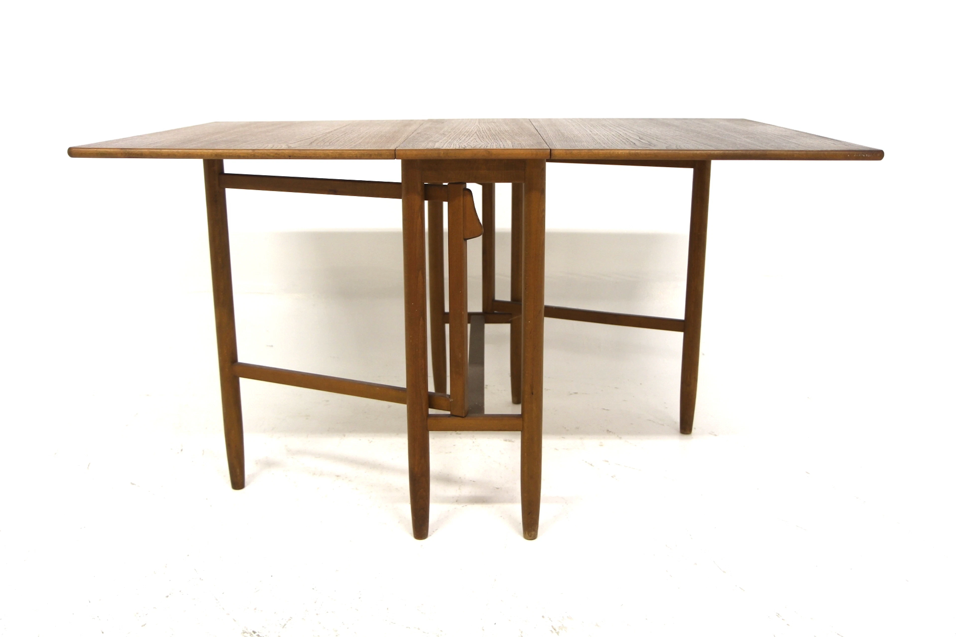 Folding table Pedro K-O Westberg Tengsjömöbler, Ulricehamn Year: 1950s