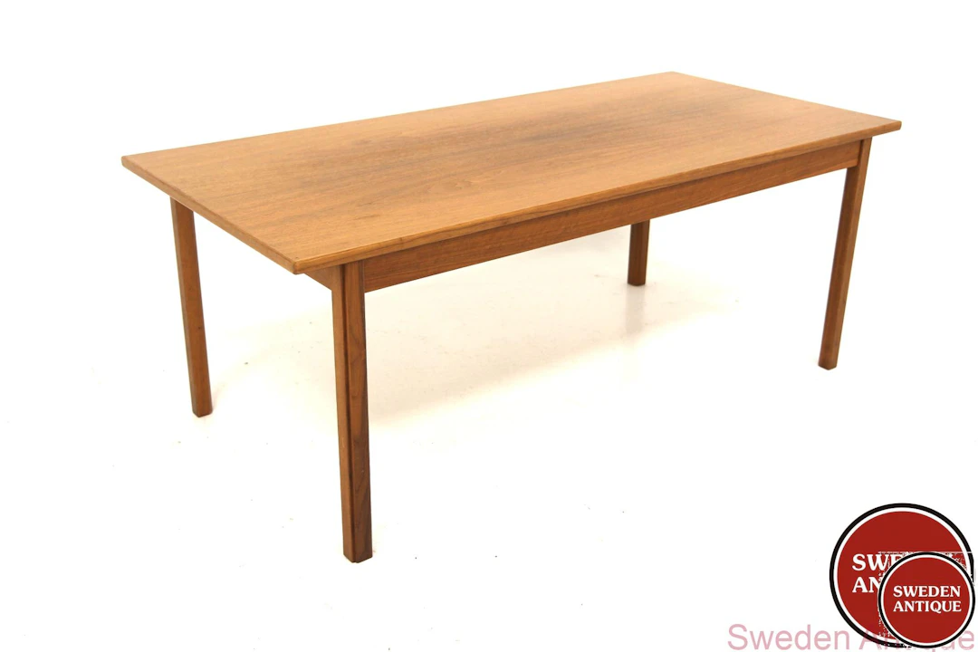 Coffee table Year: 1960s Origin: Swe. Material: Walnut W: 140cm D: 65cm H: 54cm