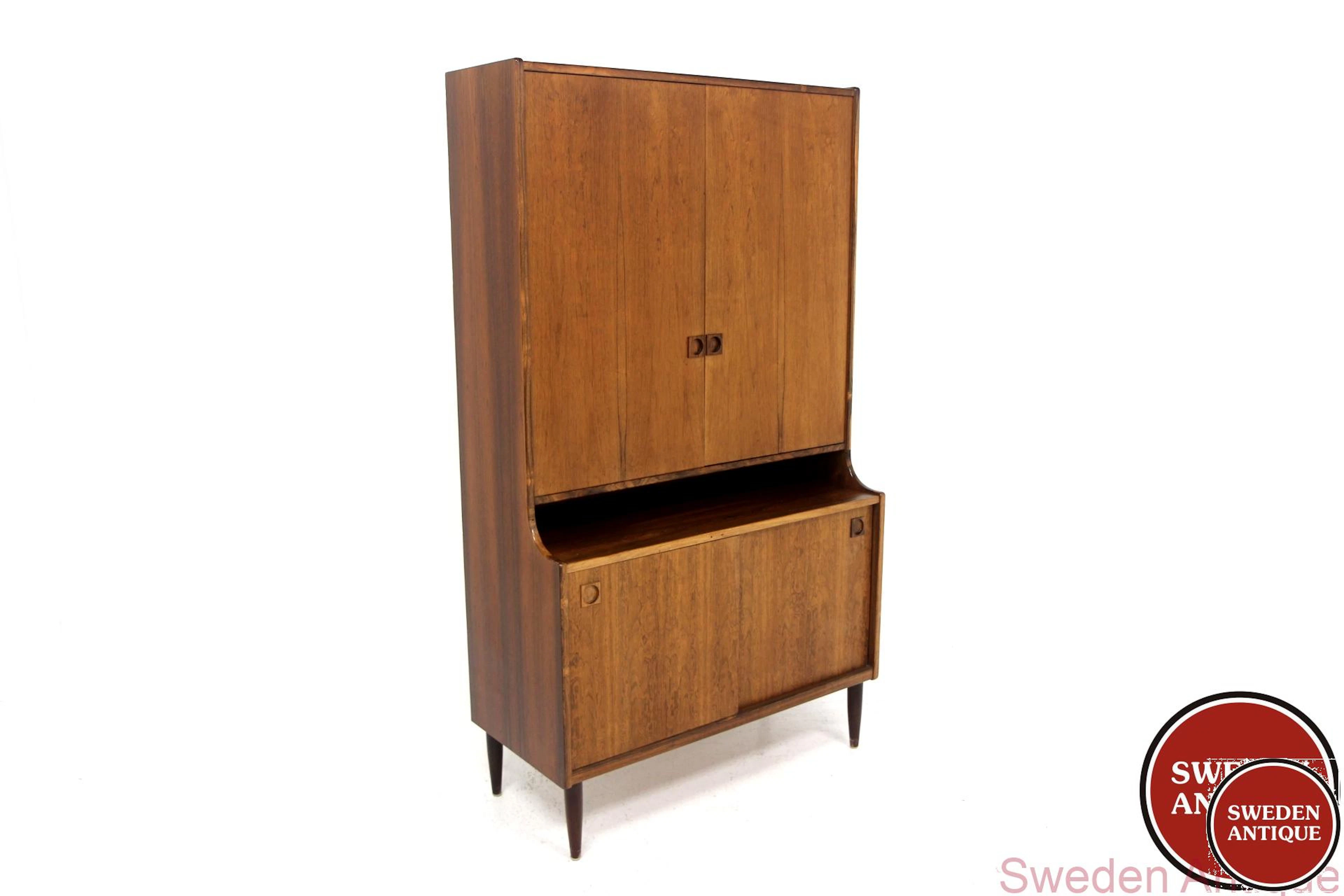 Cabinet Albert Hansen Møbelfabrik, Vejen Year: 1960s Origin: Den.