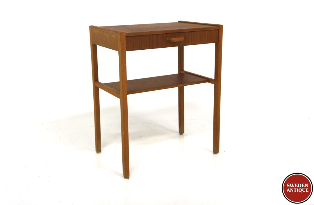 Bedside table Year: 1960s Origin: Swe. Material: Teak Oak W: 45cm