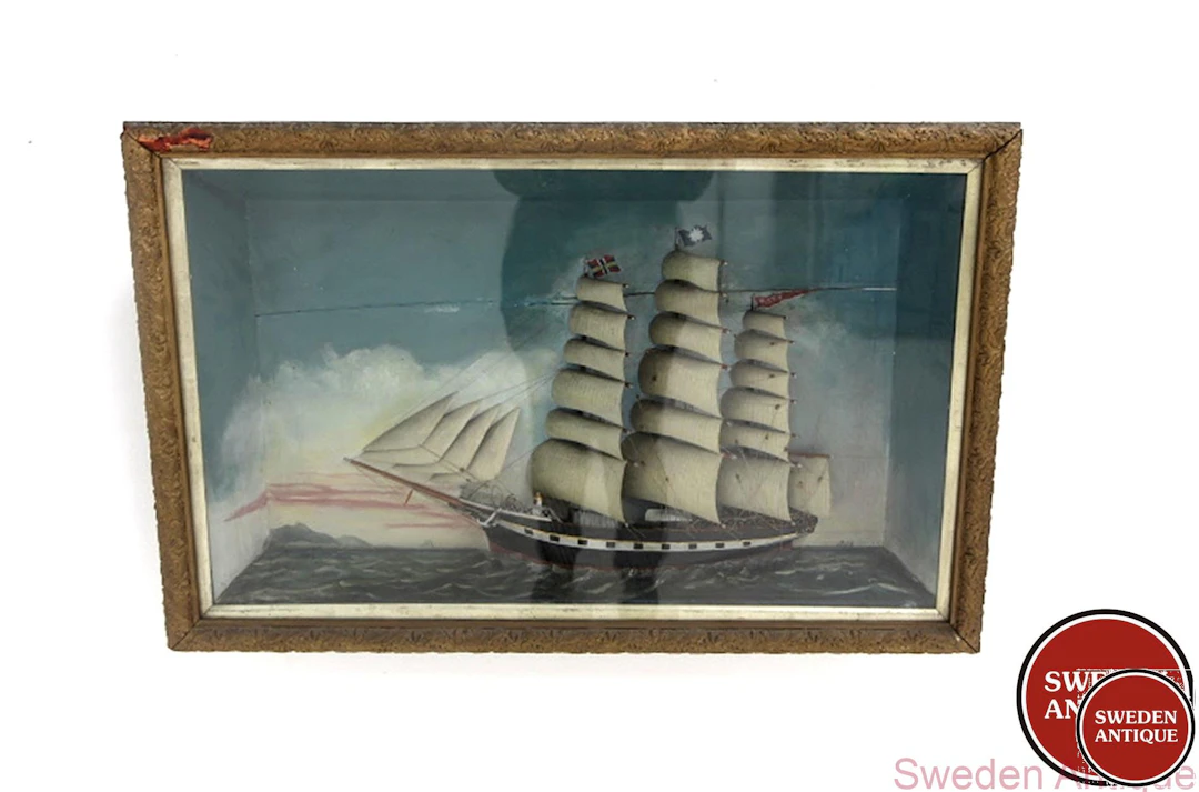 Diorama / Shadowbox display of half model with ship Year: 19th-cent.